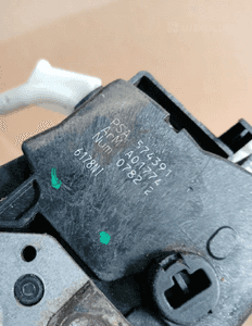 Zamek drzwi prawy przód przedni 6 PIN Citroen C5 III 4
