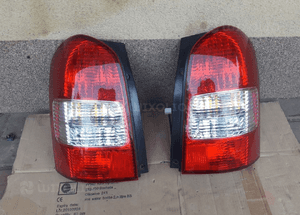Mazda MPV 99-06 lampa tylna tył lewy Lewa orginał 1