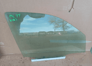 Szyba prawy przód przednia prawa Mercedes ML W163 A1637200218 1