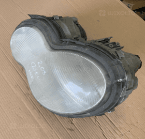MERCEDES C 203 lampa lewa szkło uszkodzona 1