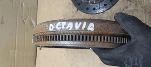 Sprzęgło dwumas tarcza docisk komplet Skoda Octavia II 2.0 FSI 03G141025E 3