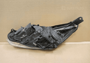 LAMPA PRAWA PRAWY REFLEKTOR FORD FOCUS MK3 LIFT 14- 2