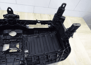 Bmw 7 G70 żaluzja pas wzmocnienie górne 305A1273313 9