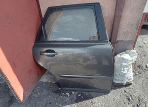 drzwi prawe tył volvo v 50