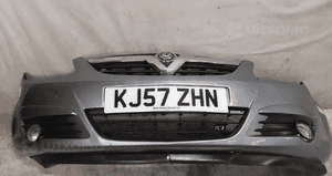 ZDERZAK PRZÓD PRZEDNI DO OPEL CORSA D HALOGENY Z163 SZARY uszkodzony przy lampie 1