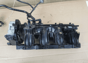 Kolektor ssący 140032069R renault megane iii tce 1