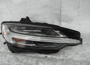 Volvo V60 ii S60 mid led lampa przednia prawa 1
