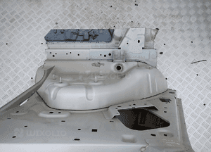Blotnik prawy tył peugeot 5008 ii 5