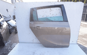 Drzwi prawy tył opel zafira 3 c Z41E 1