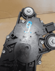 SILNICZEK WYCIERACZKI TYLNEJ FORD FOCUS II 2008R. 0390201875 2