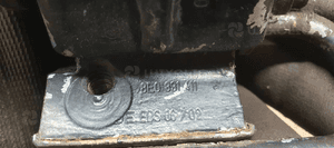 Zawias zawiasy drzwi lewy przód dolny Audi A4 B6 8E0831411 6