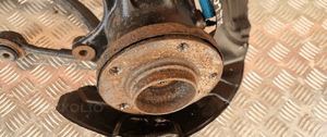 Bmw E90 E91 zwrotnica amortyzator prawa prawy przód 6768996 6780198 8