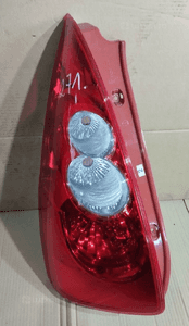 Lampa lewa tył tylna mazda 5 v i 1 1