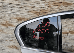 Drzwi bmw 5 G30 kolor A300 2
