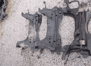 Rama sanki trawersa kołyska ford focus MK1 3