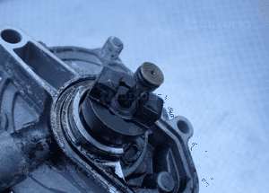 POMPA VACUM HYUNDAI KIA 1.4 1.6 CRDI 0281015496 3