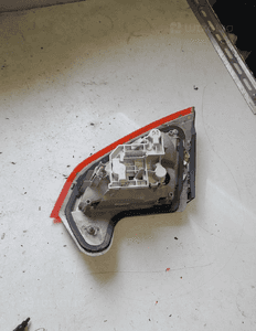 Ford mondeo MK4 kombi 07-10 lampa lewa  tył w klapę 2