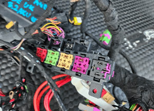 Wiazka Instalacja Wnetrza 3.2 FSI AUK Benzyna Audi A4 B7 Sedan Quattro UK Angielska 16