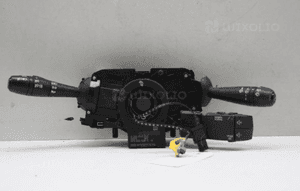 Taśma poduszki powietrznej z przełącznikiem kierunkowskazów Dacia Sandero II '13 1