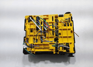 Moduł bsm skrzynka bezpieczników citroen C4 cactus 9804846880 2017-20 lift 3