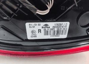 LAMPA PRAWA TYŁ BŁOTNIKA RENAULT CLIO V 265509761R 2019-2023 EUROPA 8