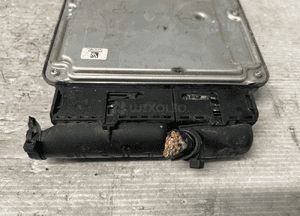 VW TOUAREG 7L 3.0 TDI STEROWNIK KOMPUTER SILNIKA 7L0907401F 0281013692 3