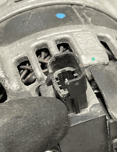 Alternator opel corsa e 39047359 org fv 3