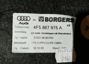 Osłona tapicerka klapy bagażnika Audi A6 C6 Sedan 4F5867975A 6