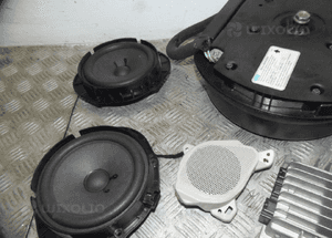 Mazda 3 bl ii wzmacniacz bose głośniki komplet 5
