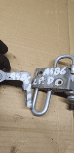 Zawias zawiasy drzwi lewy przód para Audi A4 B6 8E0831411B 4