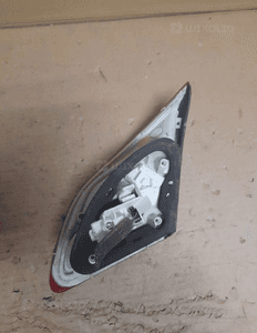 OPEL ASTRA J HB Lampa tył lewa w klapę 3