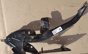 Volvo V50 S40 C30 pedal hamulca 3