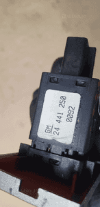 Przełącznik świateł awaryjnych Opel Vectra C 24441250 5