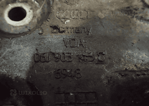 PODSTAWA FILTRA OLEJU AUDI 1.8 06J903143S RADOM 3