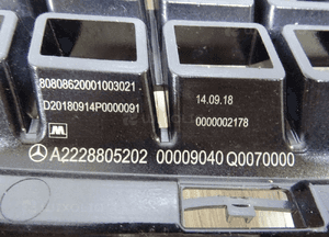 Grill atrapa mercedes s maybach W222 A2228805202 8