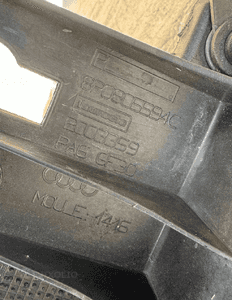 Audi A3 8P0 lift pas przedni wzmocnienie 08-11 5