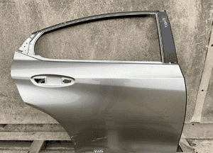 Drzwi tyl tylne prawe lexus es vii 7 2018- ladne 1
