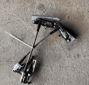 MERCEDES r 251 szyba szyby podnosnik szyby lewy prawy mechanizm tylnej 2