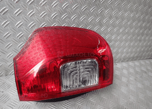 Lampa prawa tylna dacia logan 2 ii kombi mcv lift 1