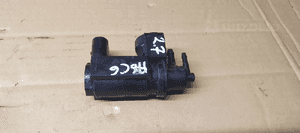 Zawór podciśnienia zaworek Audi A6 C6 2.7 TDI 059906628B 4