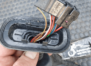 Instalacja 8E1971029AF Wiazka Drzwi Kostki Wtyczki Przednia Przod Prawa Europa AUDI A4 B7 13