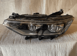 Vw passat B8 lift full led lampa matrix 1