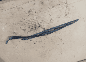 Ramie wycieraczki lewy przód wycieraczka Nissan Almera Tino 1