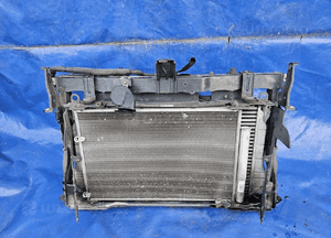 Toyota VERSO 09-12 pas chłodnice komplet 2.0 2.2 D4D 1