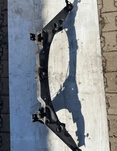 Jaguar XF PRZEDNIE WZMOCNIENIE pas przedni PRZÓD mocowanie 8x2310884a01 1