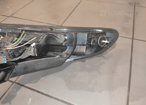 Jaguar xf X250 sedan lampa tył prawa w błotnik tylna europa oryg b.ładna 12