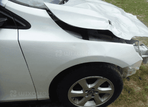 Volvo V40 D2 cross country błotnik prawy przód przedni 707-46 2014R 1