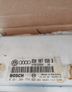 Komputer sterownik silnika Audi A4 B5 1.8 8D0907558B 2