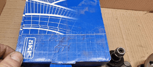 Zwrotnica piasta przód przednia sworzeń czujnik abs VW Golf VII 7 GTI SKF VKBA 7011 NOWY!!! 5