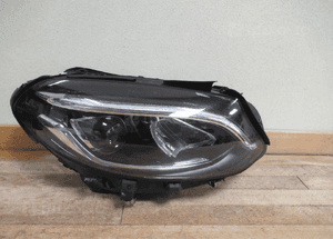 Lampa przednia przód prawa mercedes b-klasa W246 lift full led 2014-2018 5